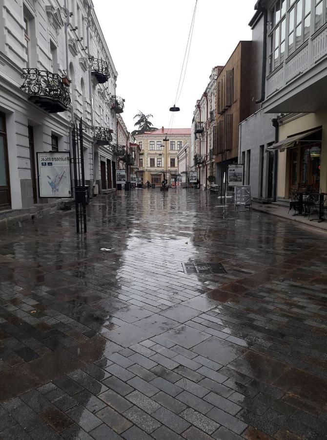 Apartamento Smoking Lion Tiflis Exterior foto
